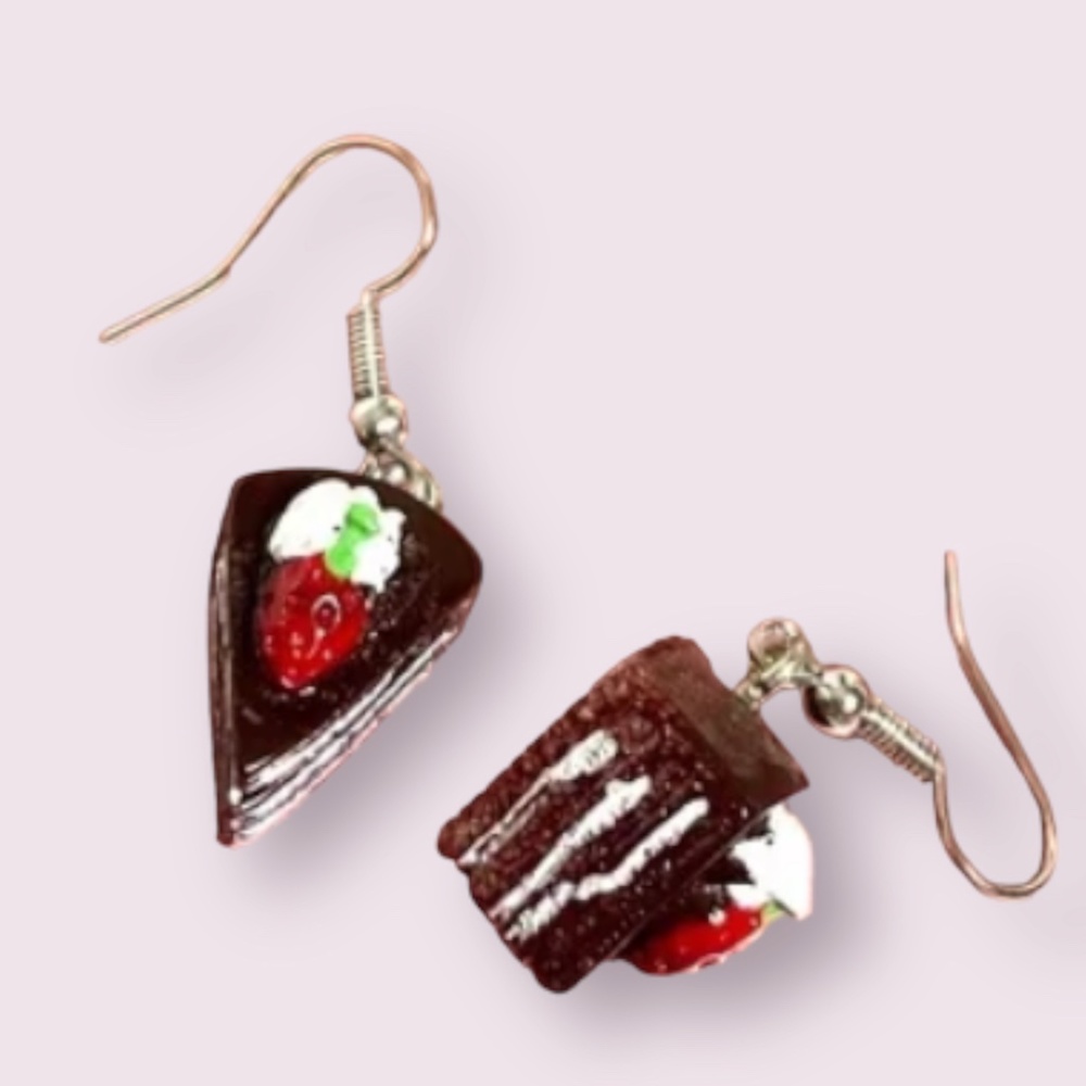 ❤️ FREE Cake Chocolate Strawberry Sweet Birthday Pop Art Artsy Chic Hip Earrings